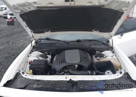 2011 Dodge Challenger R/T z USA, uszkodzony, nr VIN 2B3CJ5DT1BH569953